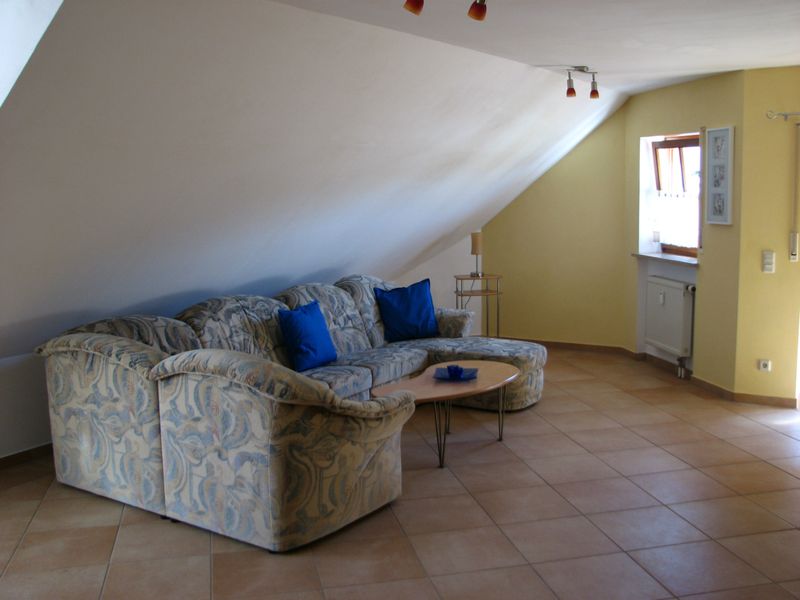 21672067-Ferienwohnung-6-Zirndorf-800x600-2