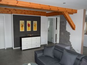 23480799-Ferienwohnung-6-Zirndorf-300x225-5