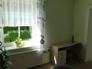 21676325-Ferienwohnung-2-Zittau-300x225-5