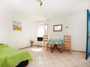 23917032-Ferienwohnung-4-Zlarin-300x225-1