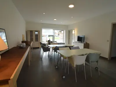 DiningRoom