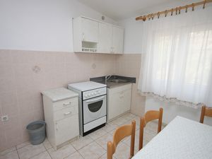 18510389-Ferienwohnung-4-Zubovići-300x225-3