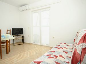 18955054-Ferienwohnung-4-Zubovići-300x225-2