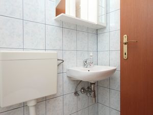 19050838-Ferienwohnung-3-Zubovići-300x225-5