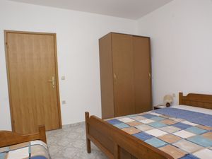 19127071-Ferienwohnung-4-Zubovići-300x225-4