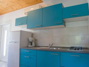 18564868-Ferienwohnung-4-Zubovići-300x225-3