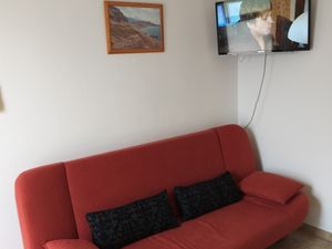 18564629-Ferienwohnung-2-Zubovići-300x225-1