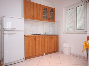 19050831-Ferienwohnung-3-Zubovići-300x225-2