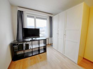 19017678-Ferienwohnung-4-Zürich-300x225-3