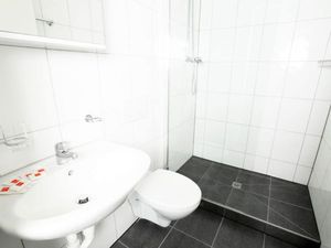 19017697-Ferienwohnung-4-Zürich-300x225-4