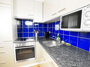 19017701-Ferienwohnung-4-Zürich-300x225-3