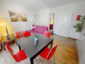 19017699-Ferienwohnung-4-Zürich-300x225-5