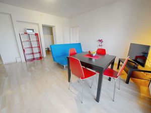 19037213-Ferienwohnung-5-Zürich-300x225-5