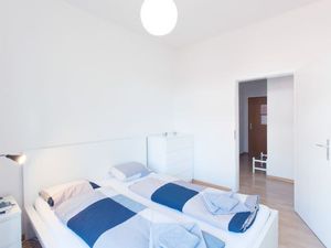 19221749-Ferienwohnung-5-Zürich-300x225-3