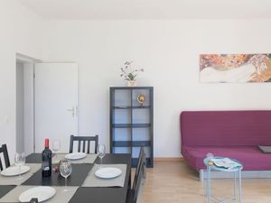 19221749-Ferienwohnung-5-Zürich-300x225-4