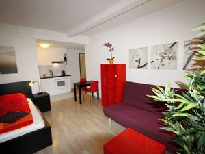 21945691-Ferienwohnung-2-Zürich-300x225-0