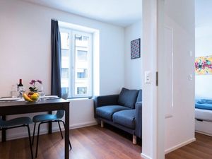 21945729-Ferienwohnung-2-Zürich-300x225-5