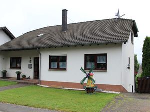 Ferienwohnung für 2 Personen (68 m²) in Züsch