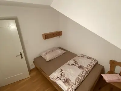 Zimmer 2