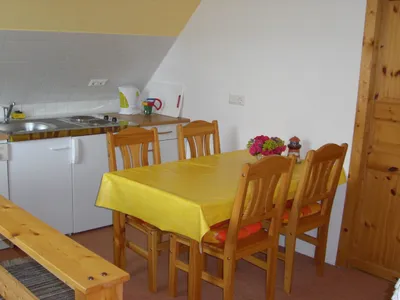 DiningRoom