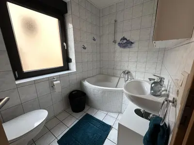 Fewo Bickenalb Zweibrücken_Badezimmer