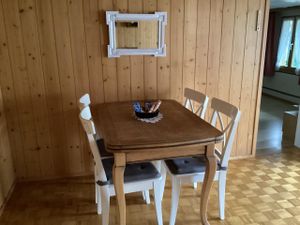 23535371-Ferienwohnung-3-Zweisimmen-300x225-5