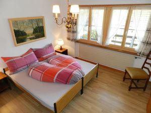 23840203-Ferienwohnung-4-Zweisimmen-300x225-2