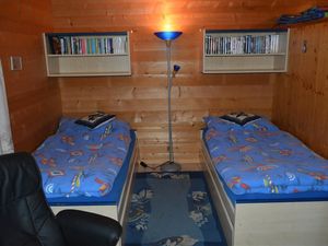 23840783-Ferienwohnung-3-Zweisimmen-300x225-1