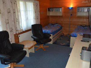 23840783-Ferienwohnung-3-Zweisimmen-300x225-5