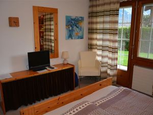 23842372-Ferienwohnung-4-Zweisimmen-300x225-1