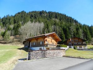 23844628-Ferienwohnung-2-Zweisimmen-300x225-0