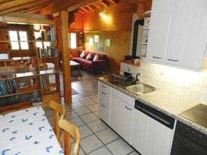 23846471-Ferienwohnung-3-Zweisimmen-300x225-3