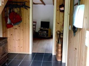 23850630-Ferienwohnung-6-Zweisimmen-300x225-3