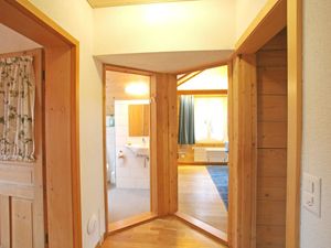 23853591-Ferienwohnung-5-Zweisimmen-300x225-1