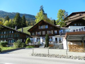 23853962-Ferienwohnung-2-Zweisimmen-300x225-4