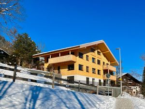 23862035-Ferienwohnung-6-Zweisimmen-300x225-0