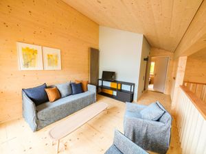 23862035-Ferienwohnung-6-Zweisimmen-300x225-3