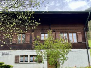 18371862-Ferienwohnung-4-Zweisimmen-300x225-2