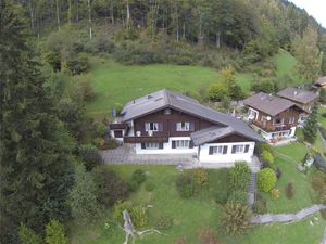 18371640-Ferienwohnung-4-Zweisimmen-300x225-1