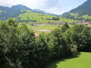 19085813-Ferienwohnung-2-Zweisimmen-300x225-4