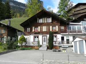 21597441-Ferienwohnung-2-Zweisimmen-300x225-1