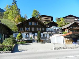 21597441-Ferienwohnung-2-Zweisimmen-300x225-3