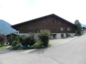 22172995-Ferienwohnung-4-Zweisimmen-300x225-2