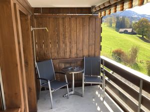 23522264-Ferienwohnung-4-Zweisimmen-300x225-2