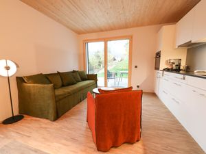 23862049-Ferienwohnung-4-Zweisimmen-300x225-4