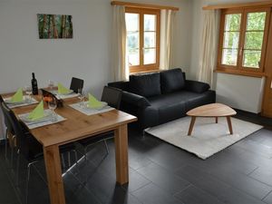 23840193-Ferienwohnung-4-Zweisimmen-300x225-5