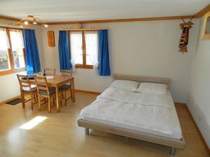 23844628-Ferienwohnung-2-Zweisimmen-300x225-4