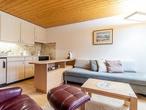 23849936-Ferienwohnung-3-Zweisimmen-300x225-4