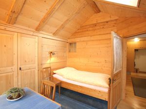 23853591-Ferienwohnung-5-Zweisimmen-300x225-2