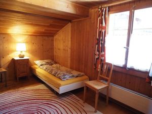 23858549-Ferienwohnung-7-Zweisimmen-300x225-5